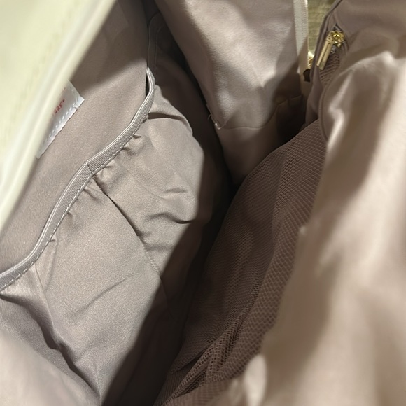 Isaac Mizrahi Viral Backpack Diaper Bag viral TikTok NWT LAST ONE - Picture 6 of 12